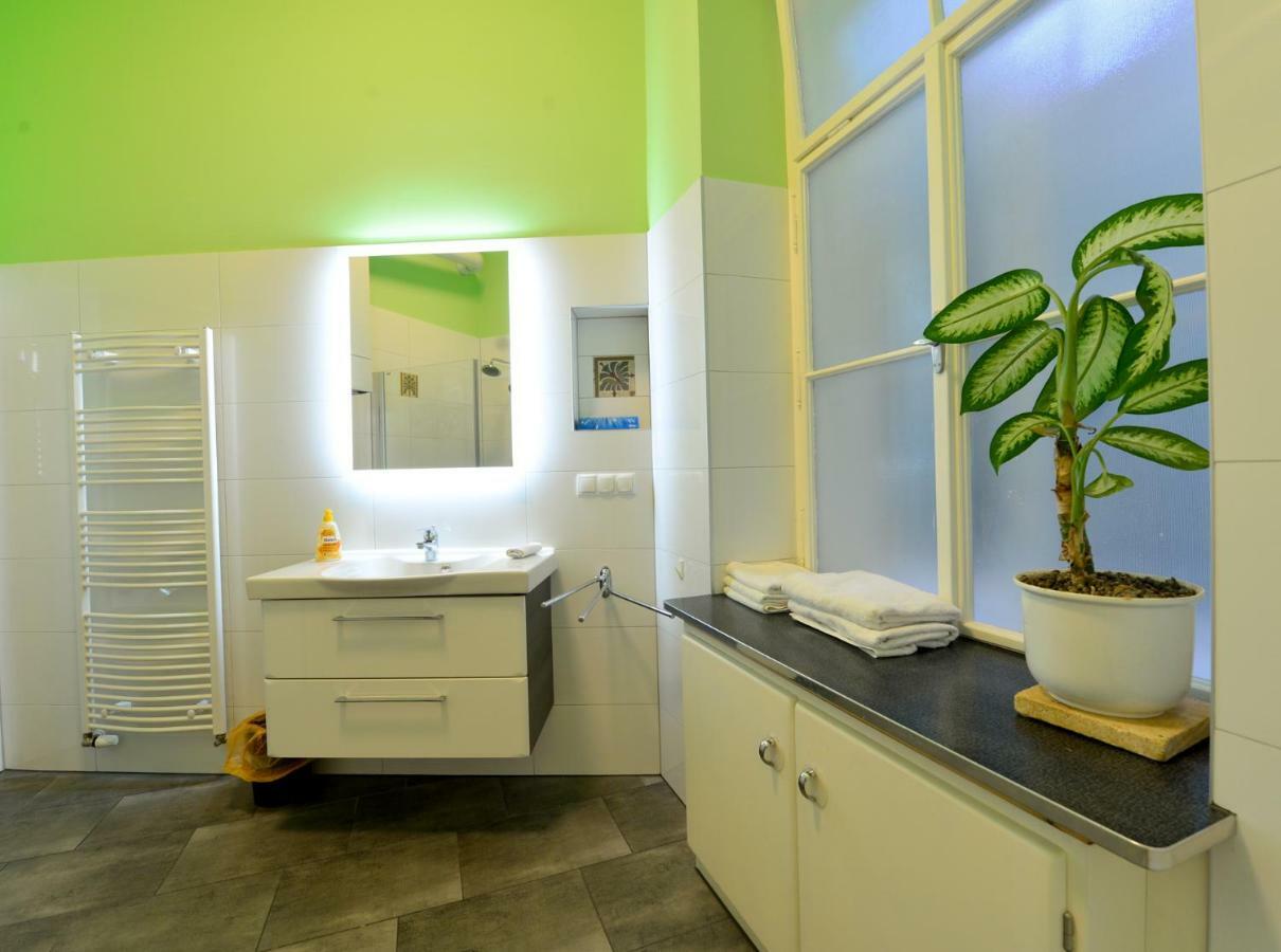 Stylish, Cosy & Central "Self-Check-In" Apartment Вена Экстерьер фото